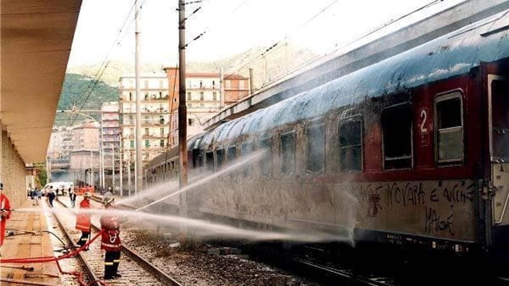 La tragedia del treno di Salerno, 26 anni dopo la ferita è ancora aperta