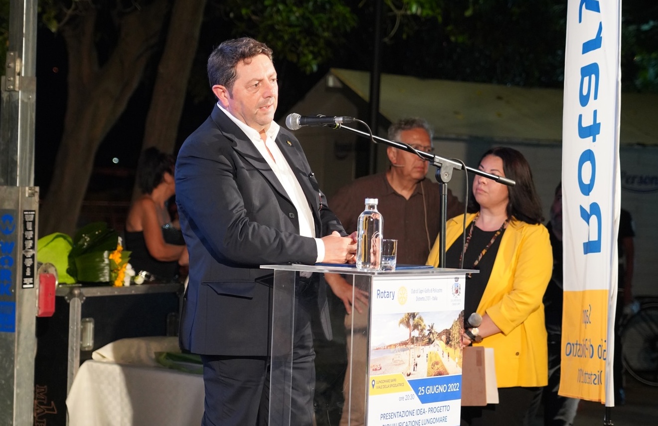 Sapri, il progetto del Rotary di riqualificazione del lungomare firmato Henrich attende il via libera