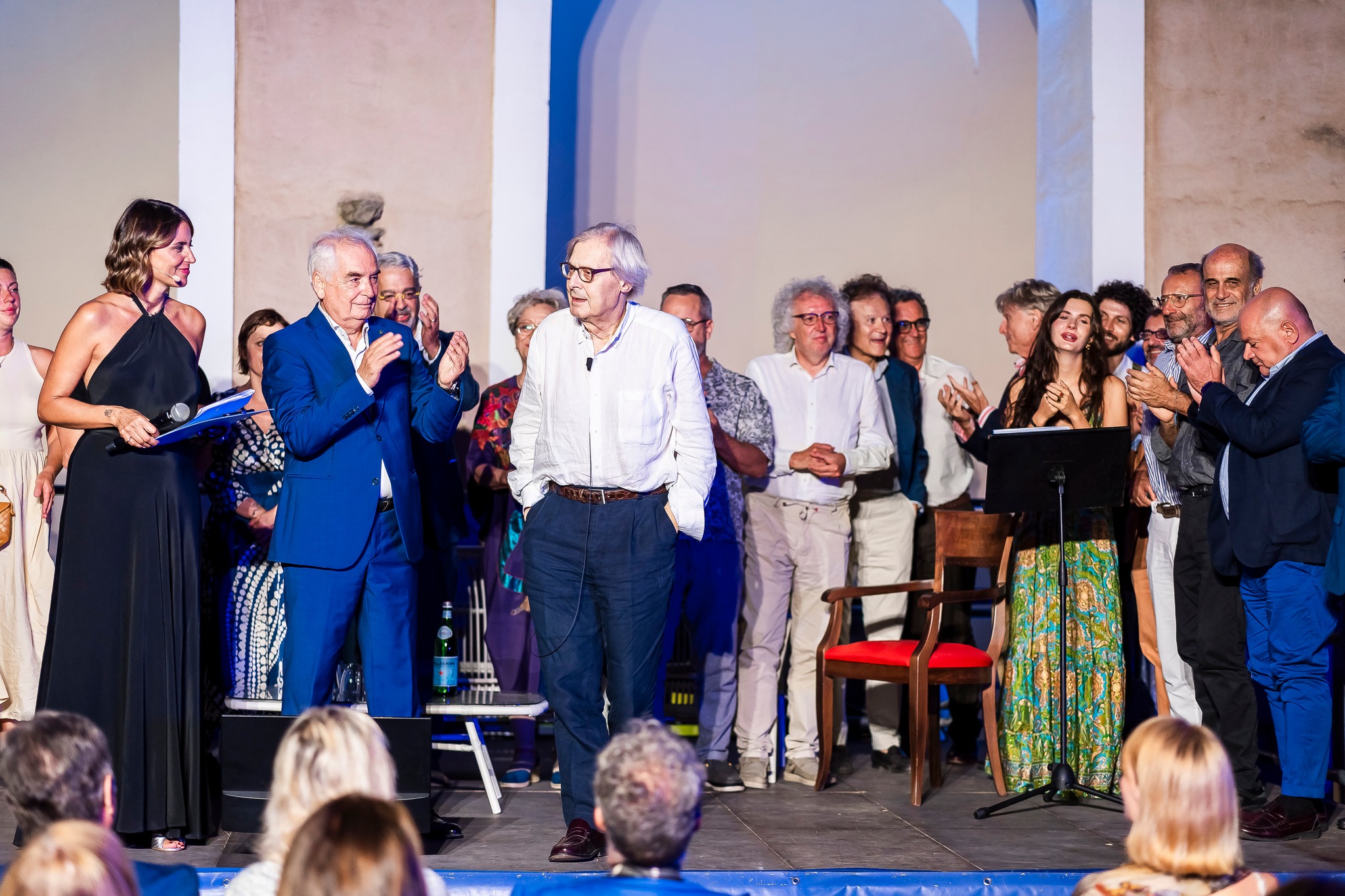 Premio Pio Alferano, tornano l’arte, la letteratura e la musica a Castellabate sotto la direzione artistica di Sgarbi