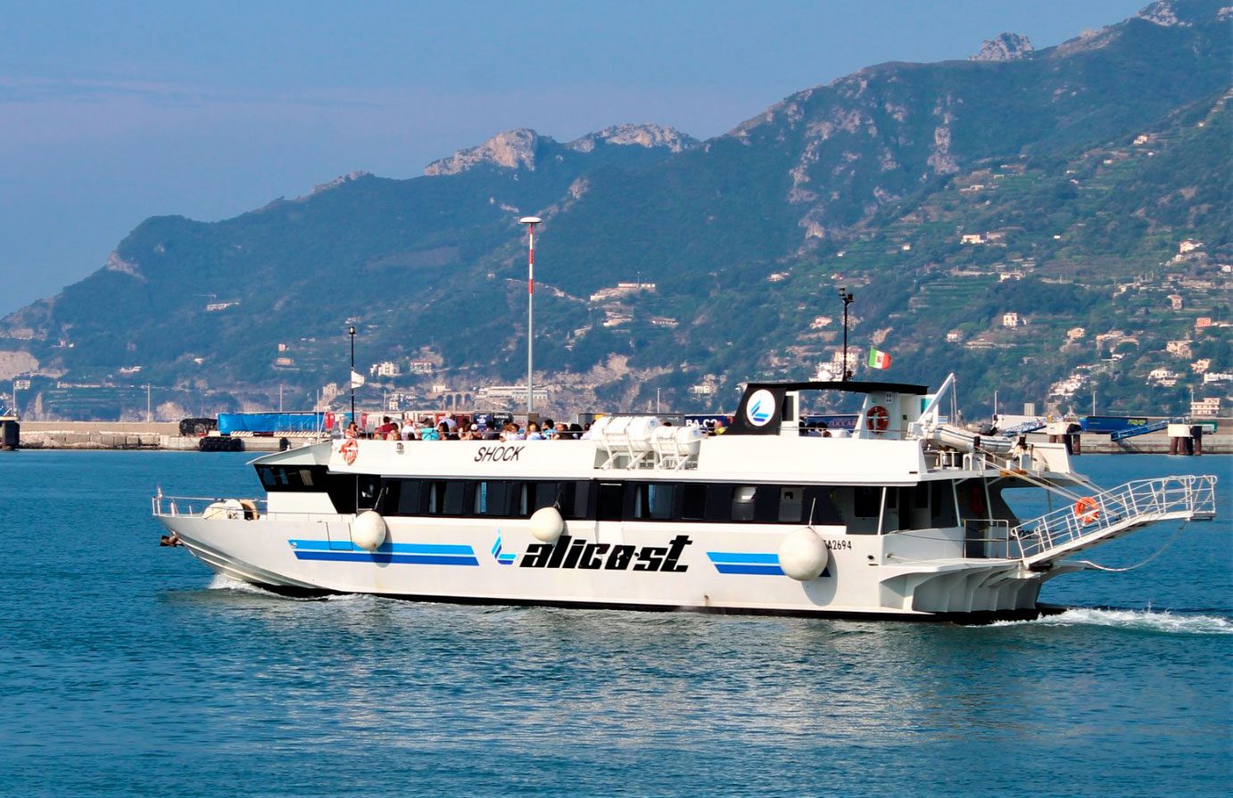 Metrò del Mare, al via il servizio Salerno-Costa d’Amalfi-Cilento fino al 2028: collegamenti garantiti ma resta in sospeso il secondo lotto