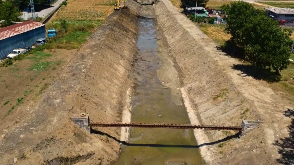 Sant’Arsenio, al via la pulizia radicale dei canali consortili
