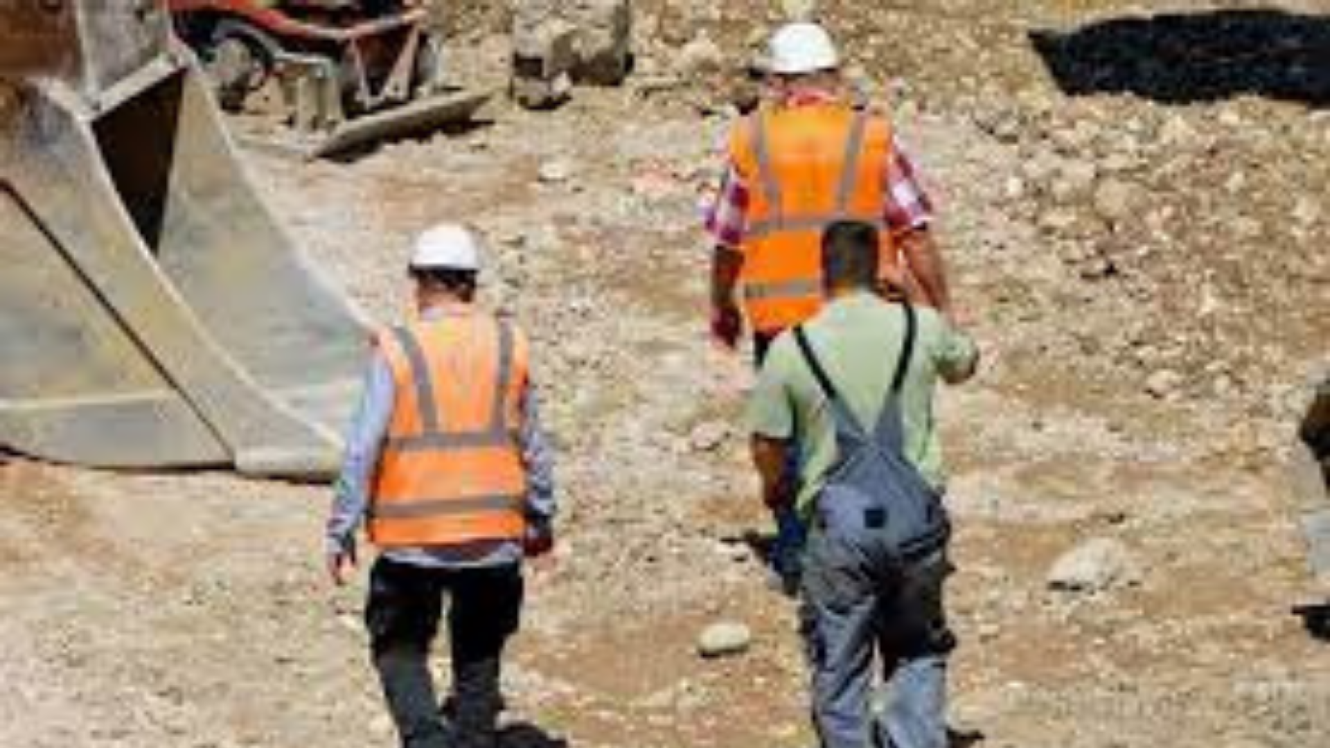 Campania, stop al lavoro sotto il sole nelle ore più calde: nuova ordinanza di De Luca