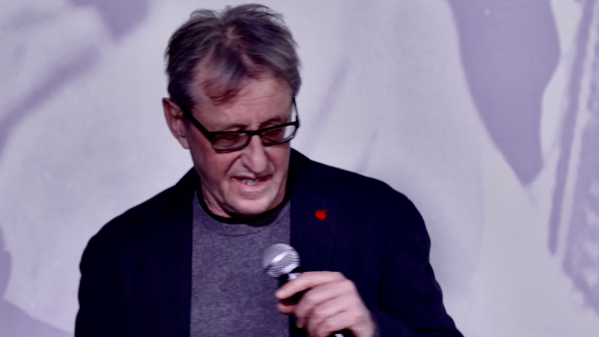 “Cantare il disincanto”: a Polla l’incontro con Canio Loguercio