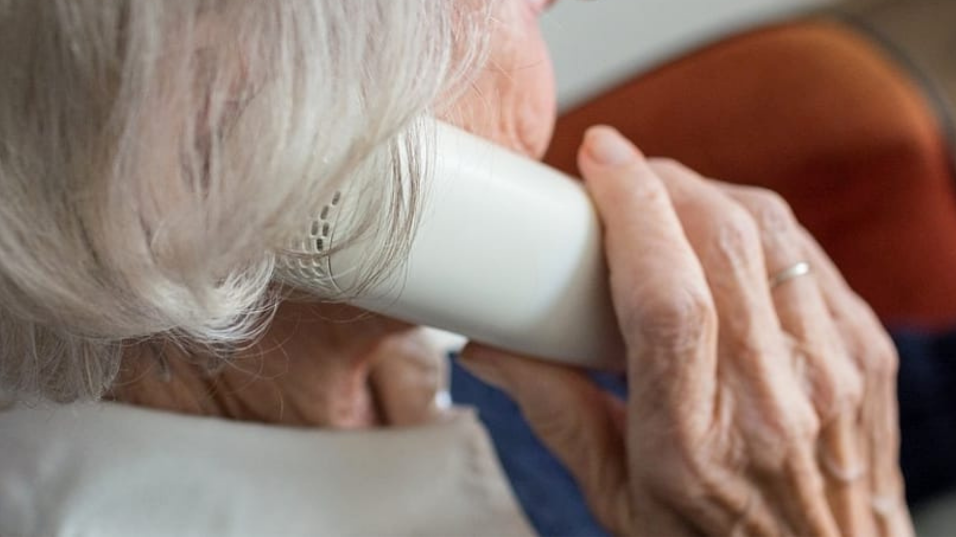 Tornano le truffe del finto nipote: l’appello del Comune di Camerota ai cittadini