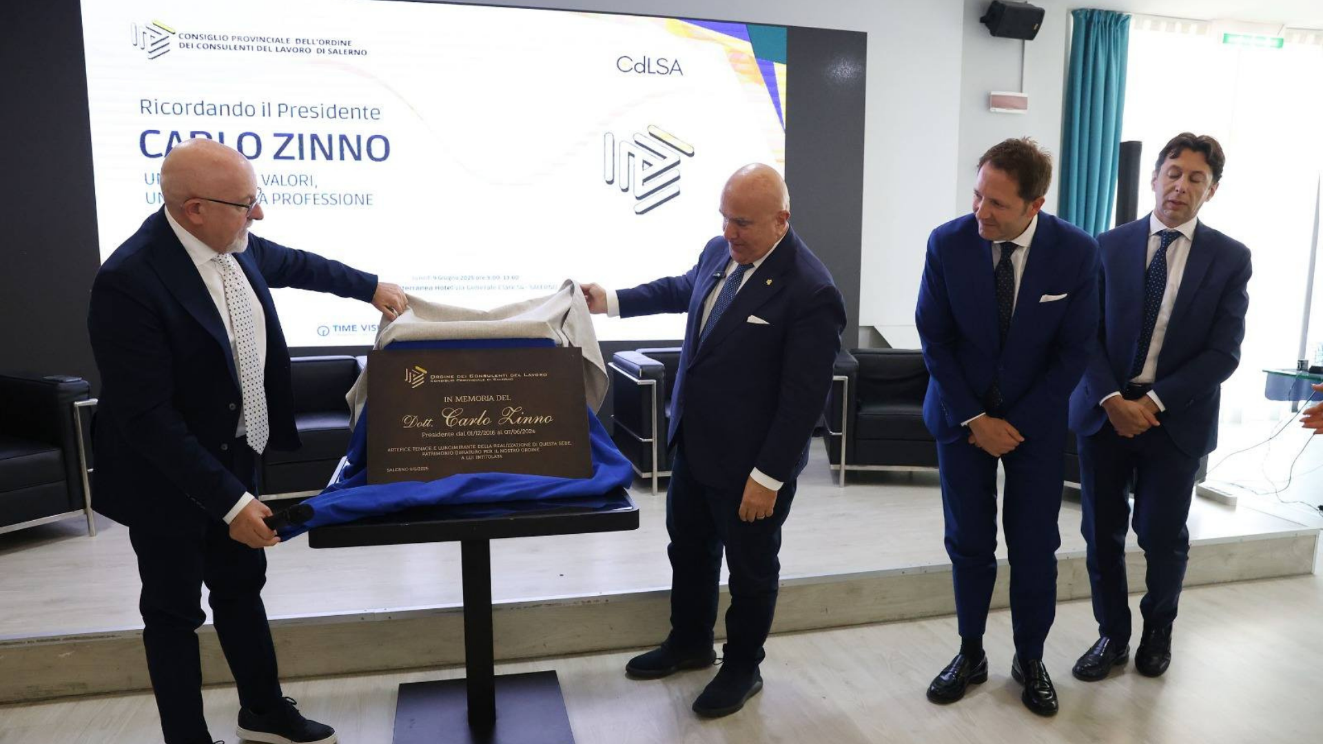 Intitolata a Carlo Zinno la sede dell’Ordine dei Consulenti del Lavoro di Salerno