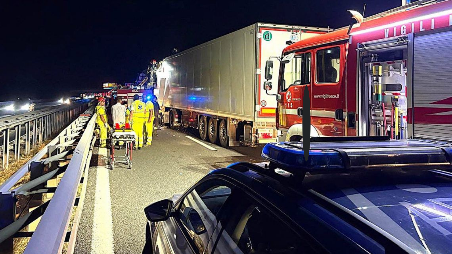 Camionista muore in un tamponamento tra tir sull’A1: è un 53enne salernitano