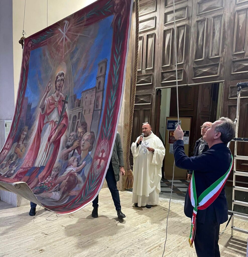 Eboli, festa di San Vito senza luci e con predoni in azione: ferita una donna