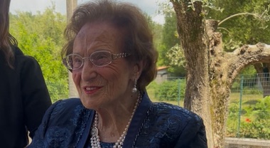 Teresa Siclari compie 100 anni: “Un secolo d’amore, cultura e dedizione”