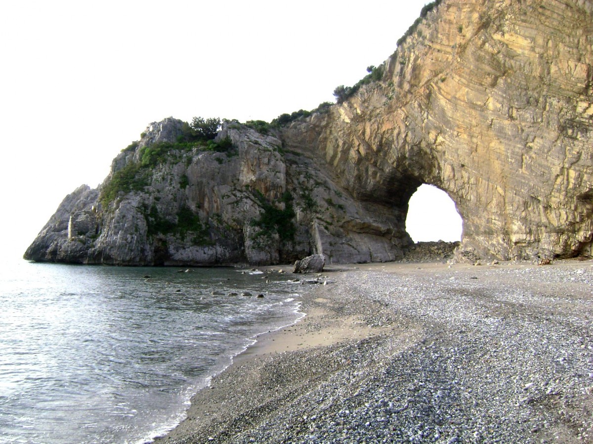 Palinuro, restituito al Cilento uno dei simboli più iconici del Parco: riapre l’Arco naturale