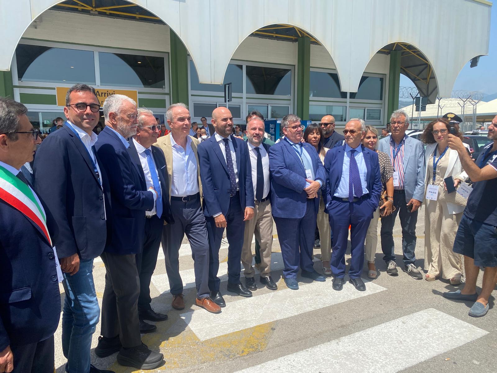 VIDEO | Salerno, svelato il nuovo nome dell’aeroporto: entra ufficialmente il Cilento