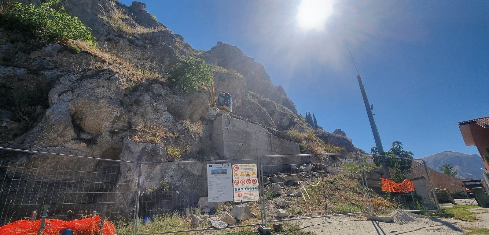 Caggiano, al via i lavori di messa in sicurezza del costone roccioso e della Cappella di Santa Veneranda