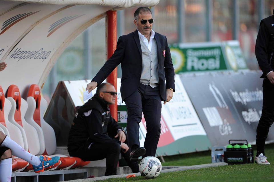Salernitana, via alla rivoluzione: lasciano Dibrogni e Sasà Avallone