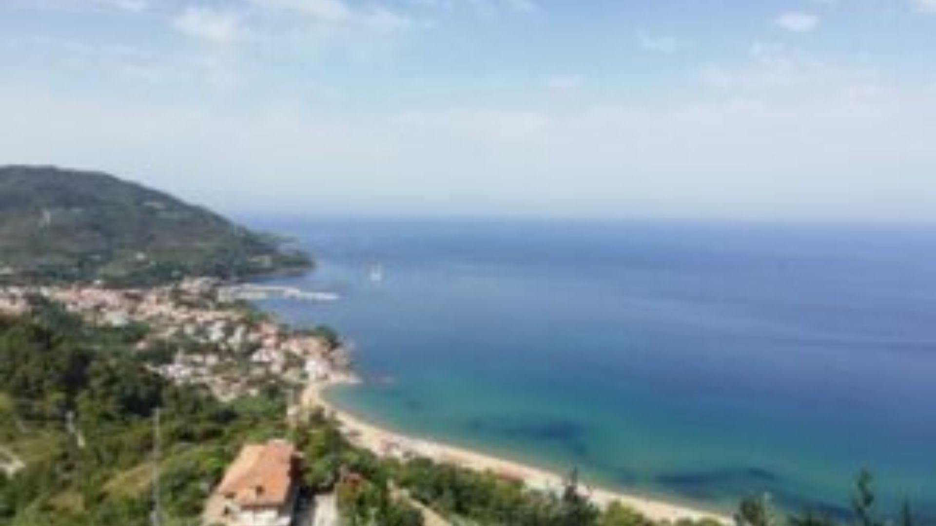 Castellabate, edilizia abusiva in area protetta: il Parco ordina la rimozione