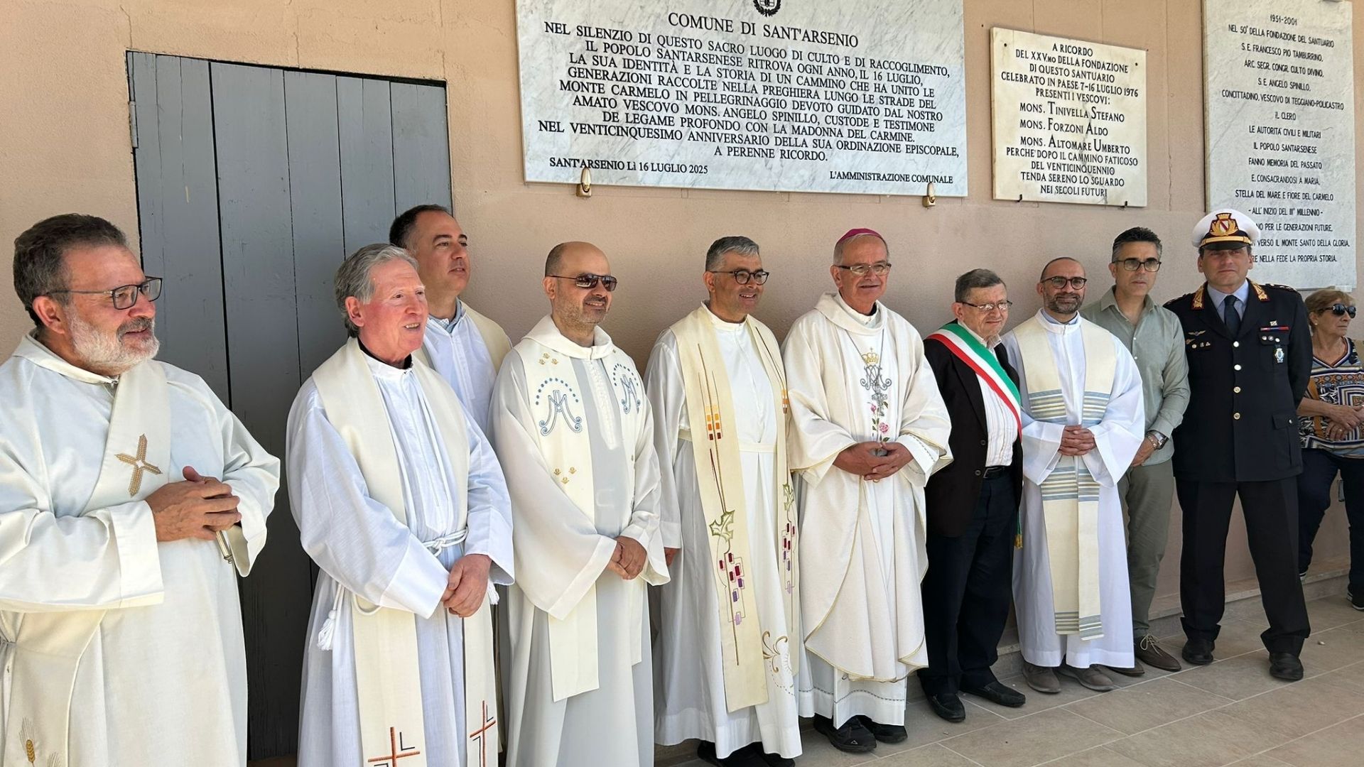 Sant’Arsenio rende omaggio a Mons. Angelo Spinillo