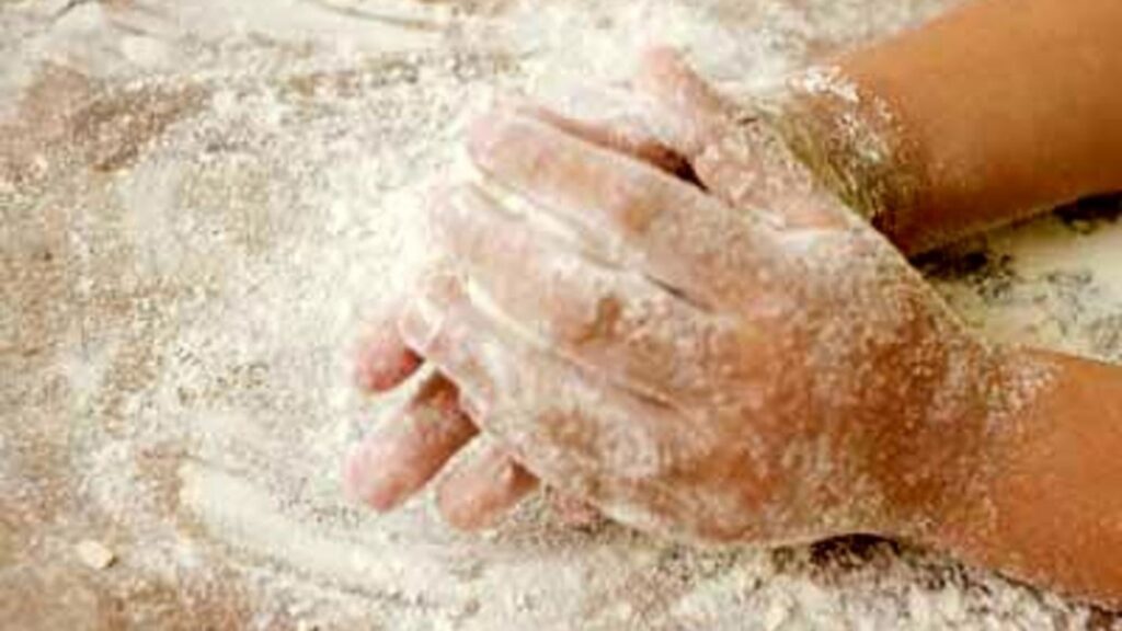 Torna “Mani in pasta” a Carretiello: 31 luglio laboratorio per bambini