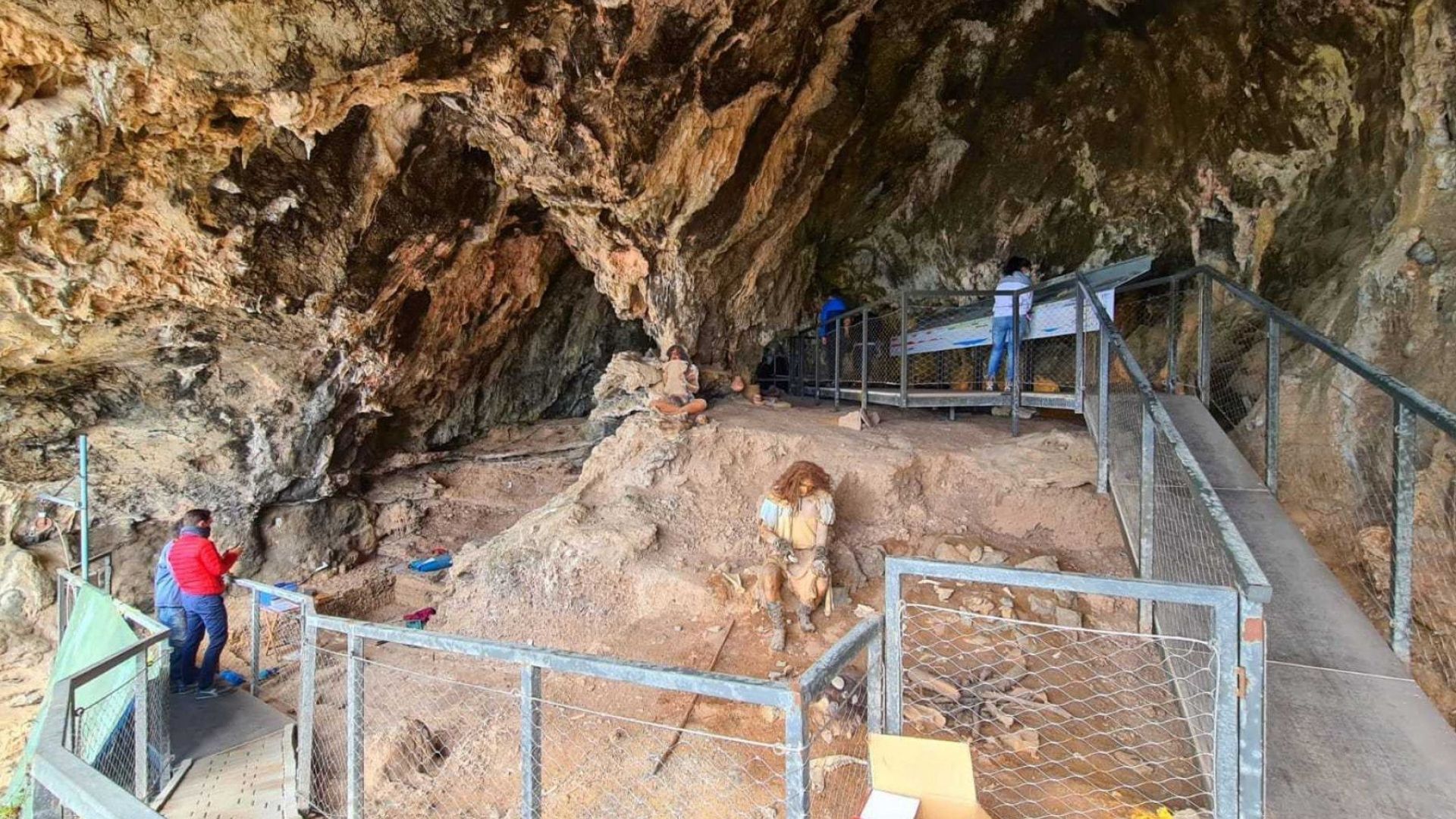 Grotta della Cala, nuove scoperte sul ruolo dell’area cilentana per i primi Homo sapiens