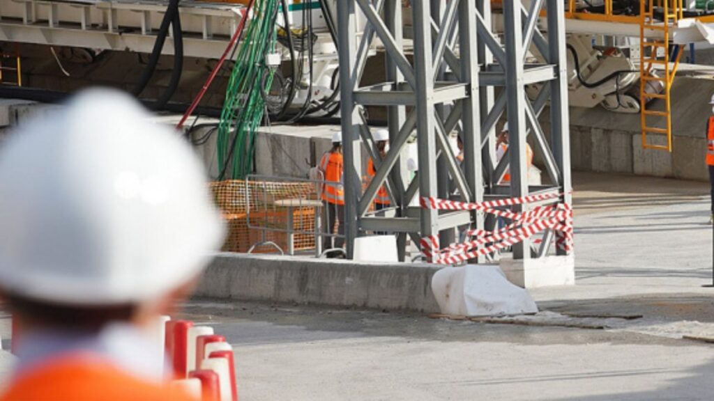Campagna, incidente nel cantiere Av: operaio in prognosi riservata