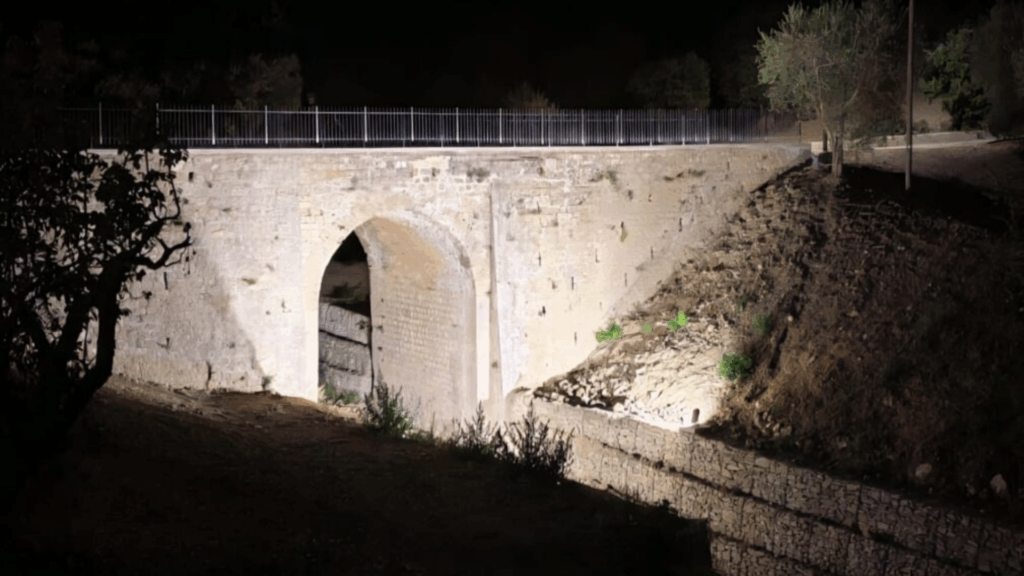 Caggiano, vanno avanti spediti i lavori sul ponte “Calabri”