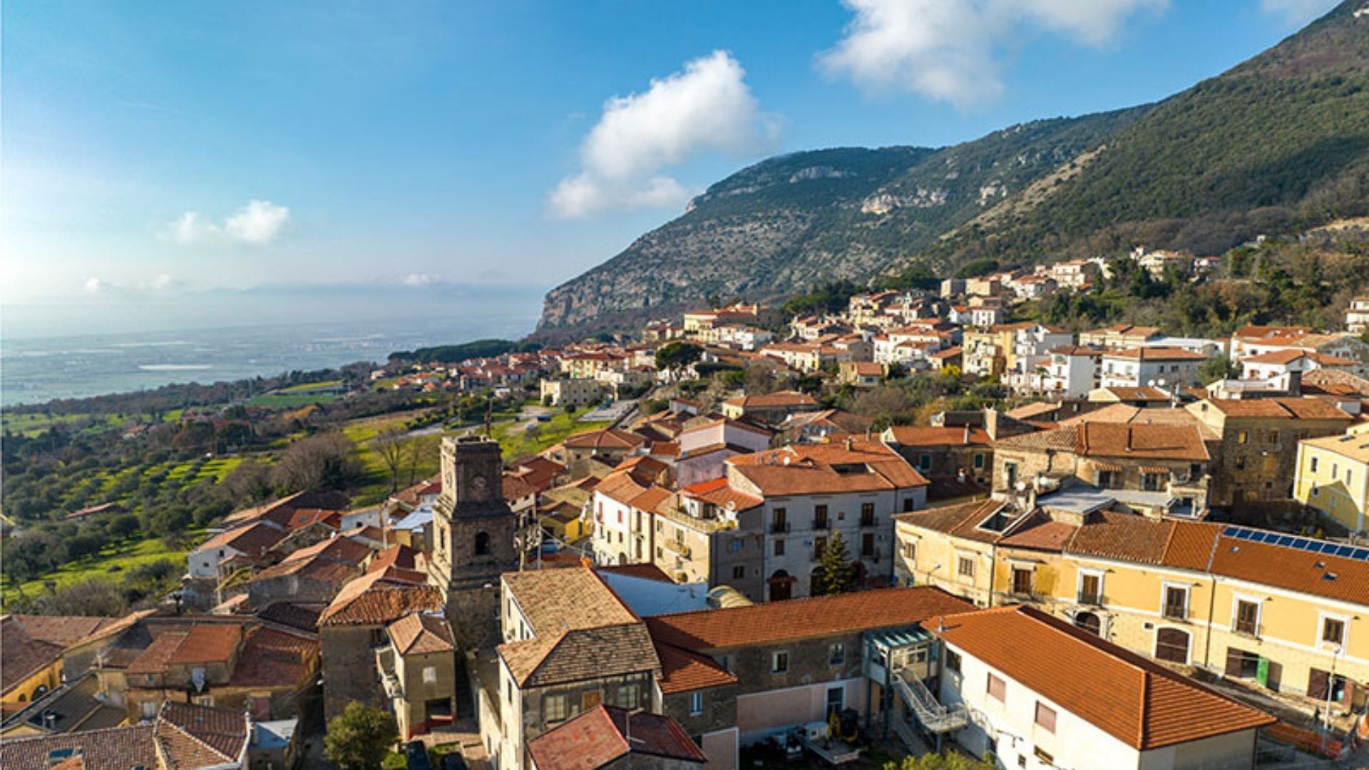 Capaccio Paestum, riorganizzazione uffici comunali: Roberta Scovotto all’area PIP