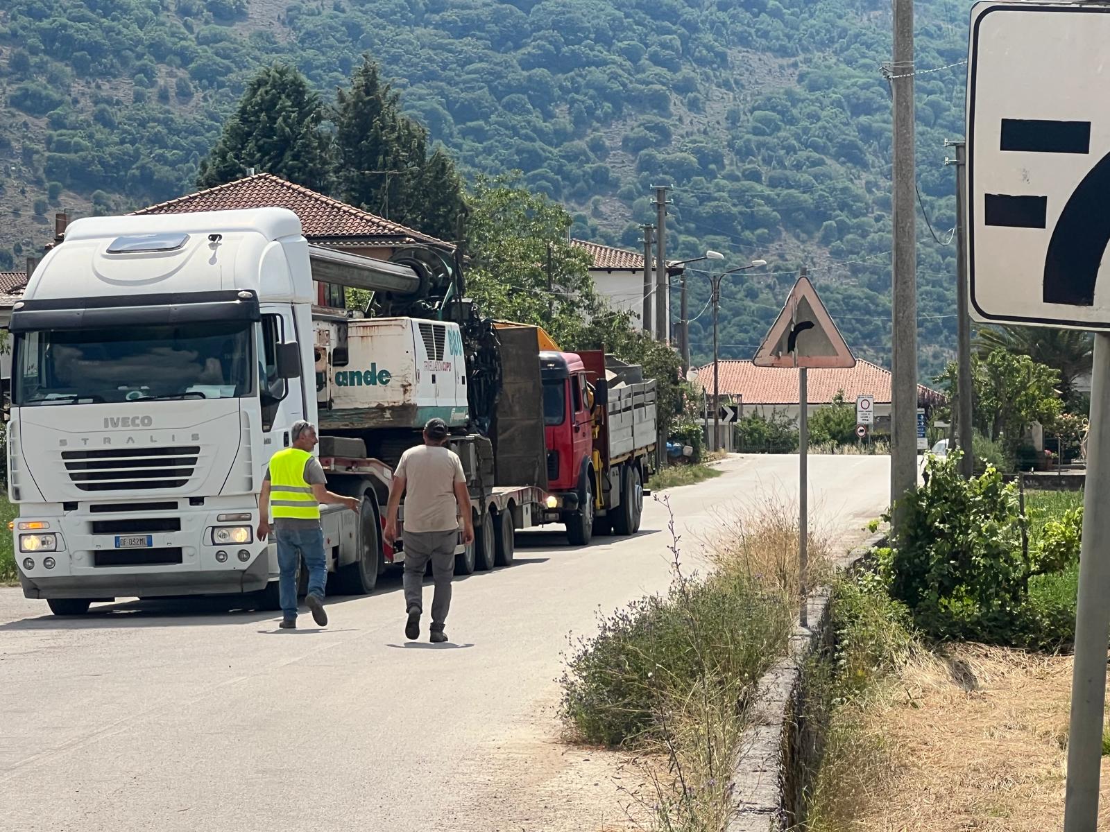 Lavori sul ponte Caiazzano: arrivata la trivella per il completamento del viadotto Padula–Sassano