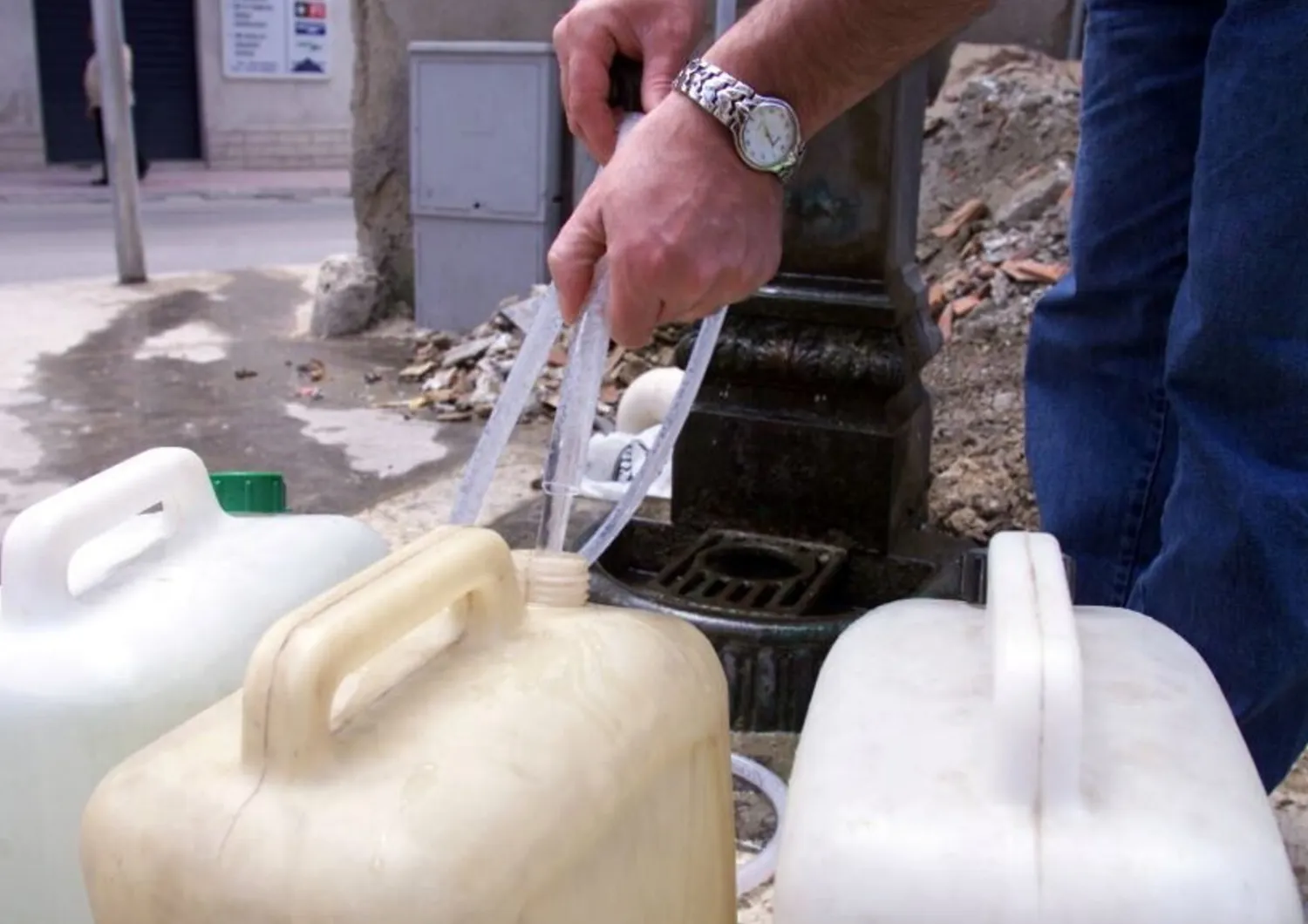 Cilento-Vallo di Diano, scatta l’allarme siccità: Consac invita i sindaci a vietare gli usi impropri dell’acqua