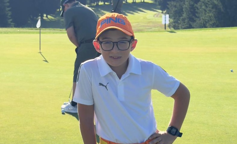Giovanni Paolo Marandino, portabandiera della Campania al Campionato nazionale baby della Federazione italiana Golf