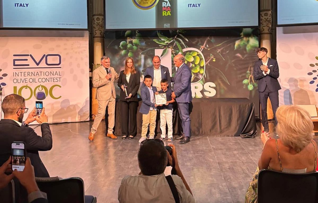 EVO IOOC Italy 2025: tra le eccellenze olearie al mondo, vince Piero Matarazzo, con il suo olio cilentano