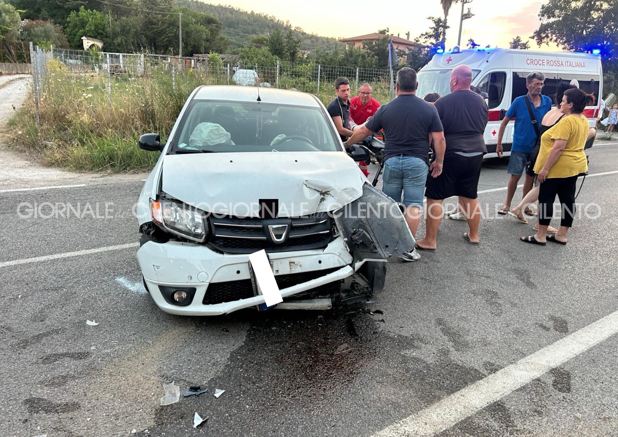 Castellabate: quattro feriti in un incidente sulla Via del Mare
