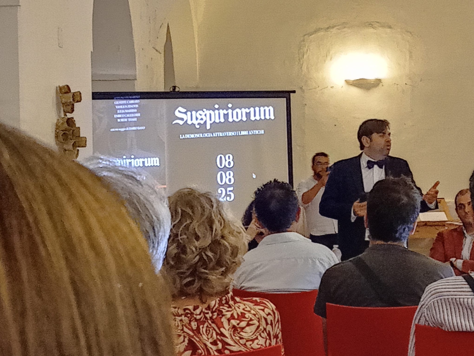 Demonologia e stregoneria in mostra: il fascino dei libri antichi a Vallo della Lucania