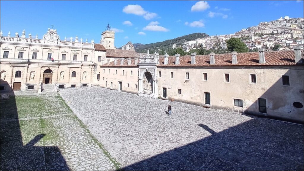 Ferragosto al museo: la Certosa di San Lorenzo aperta per tutto il prossimo weekend