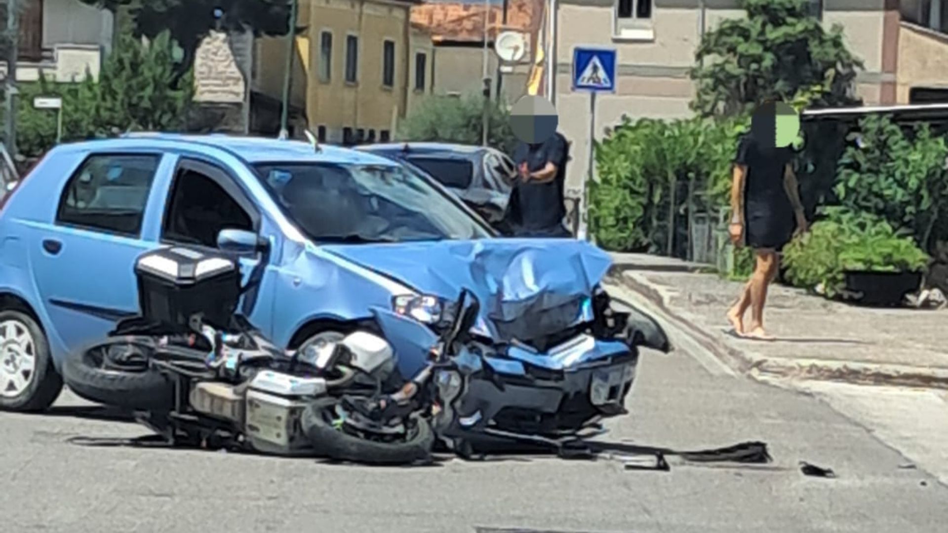 Grave incidente sulla Teggiano-Polla: motociclista in rianimazione