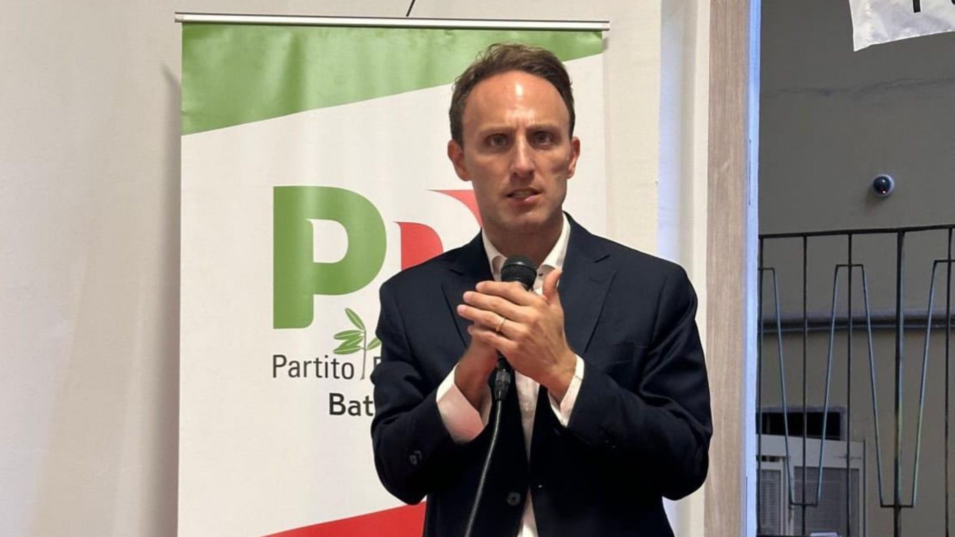 Contenuti illegali in rete, Piero De Luca (Pd): «Stop all’anonimato online»