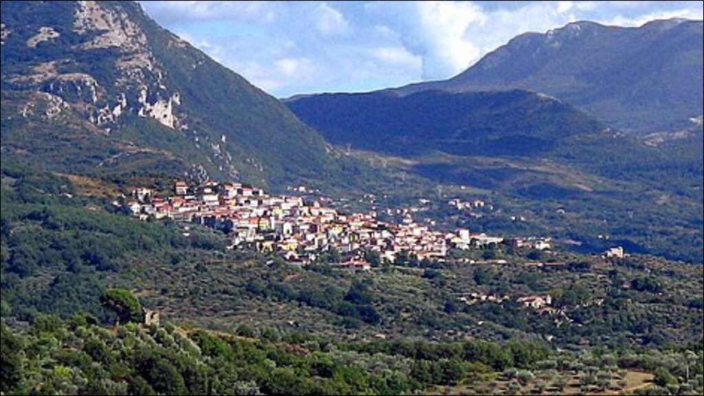 Strade abbandonate: il sindaco di Roscigno diffida la Provincia