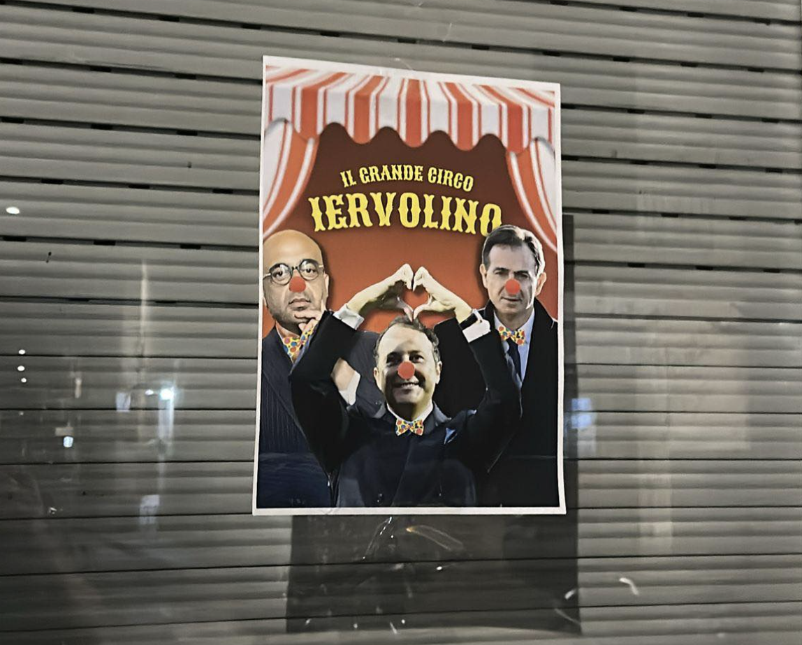 Salernitana, la protesta si fa satira: in città volantini con i volti della proprietà sotto un tendone da circo