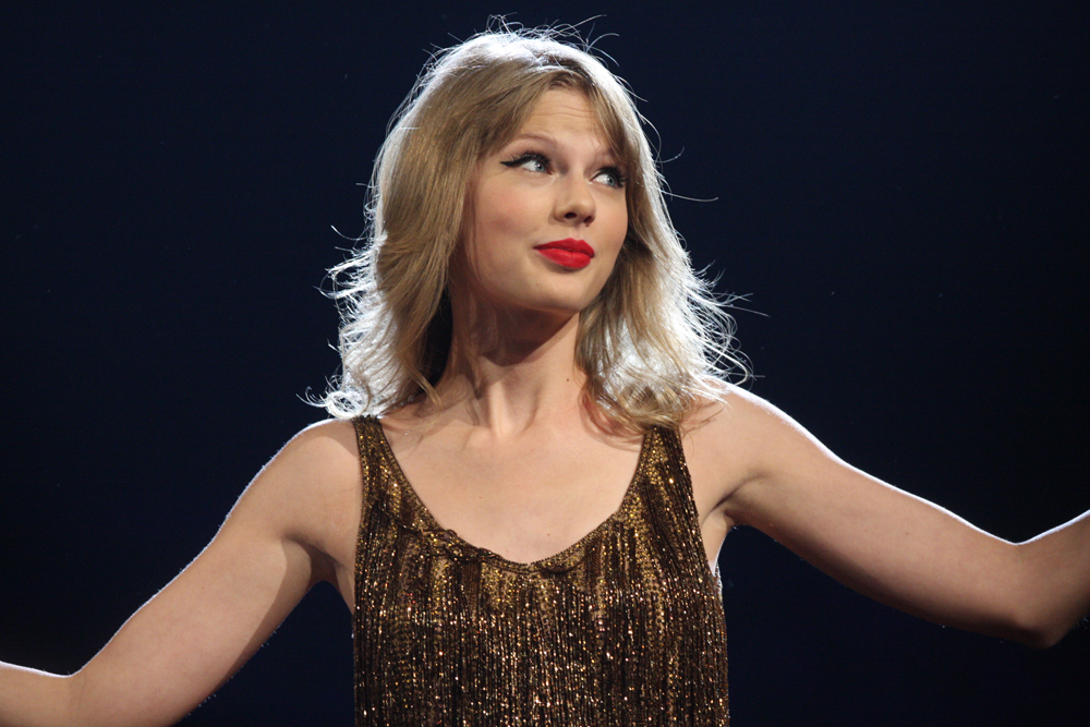 Gli antenati cilentani di Taylor Swift: a Castelnuovo Cilento una via per Carmine Antonio Baldi