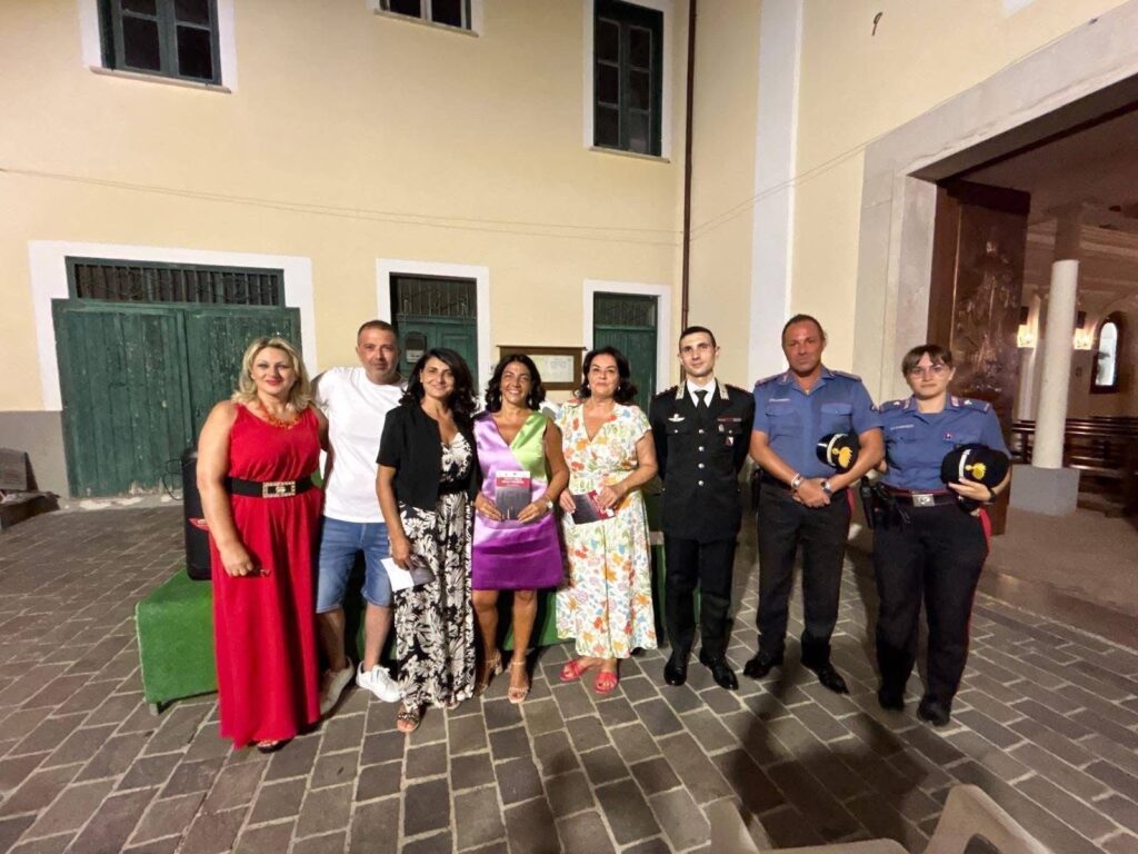 Agnone Cilento in prima linea contro la violenza di genere: panchina rossa e aiuto alle vittime