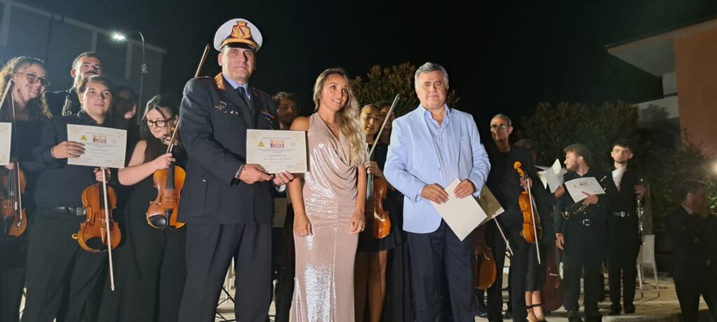 Successo a Sant’Arsenio: serata in musica e premio in onore di San Sebastiano
