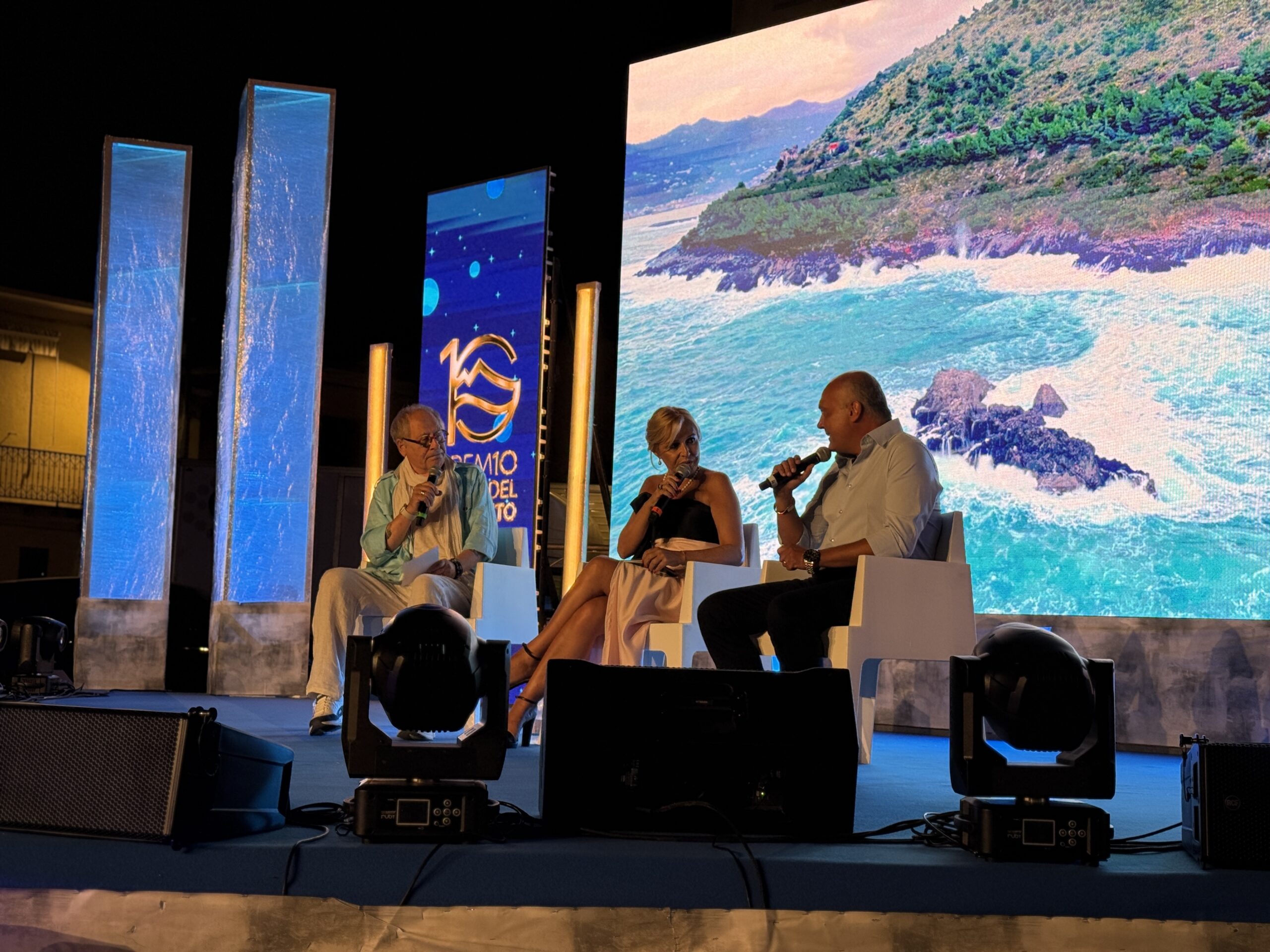 Premio Terre del Bussento: arte, disabilità e artigianalità protagoniste di una seconda serata carica di emozioni