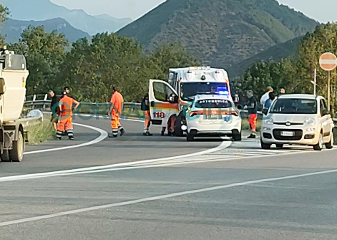 Policastro, scoperto il cadavere di un uomo allo svincolo della Bussentina￼