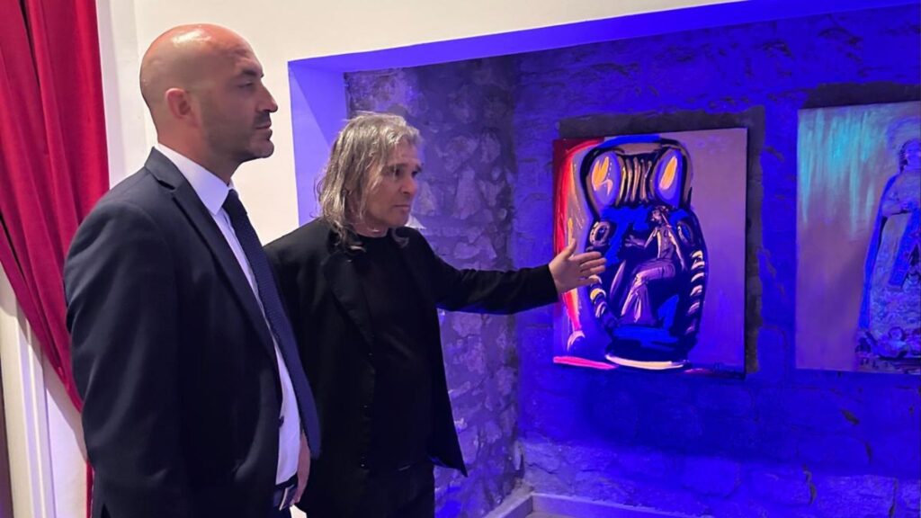 Al Museo archeologico di Buccino la mostra del pittore Fernando Mangone