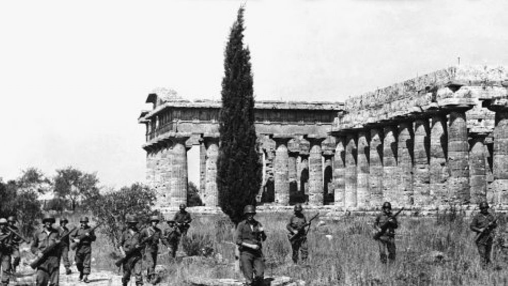 Operazione Avalanche: Capaccio Paestum ricorda lo sbarco del 1943: mostra fotografica e posa della prima pietra del nuovo obelisco