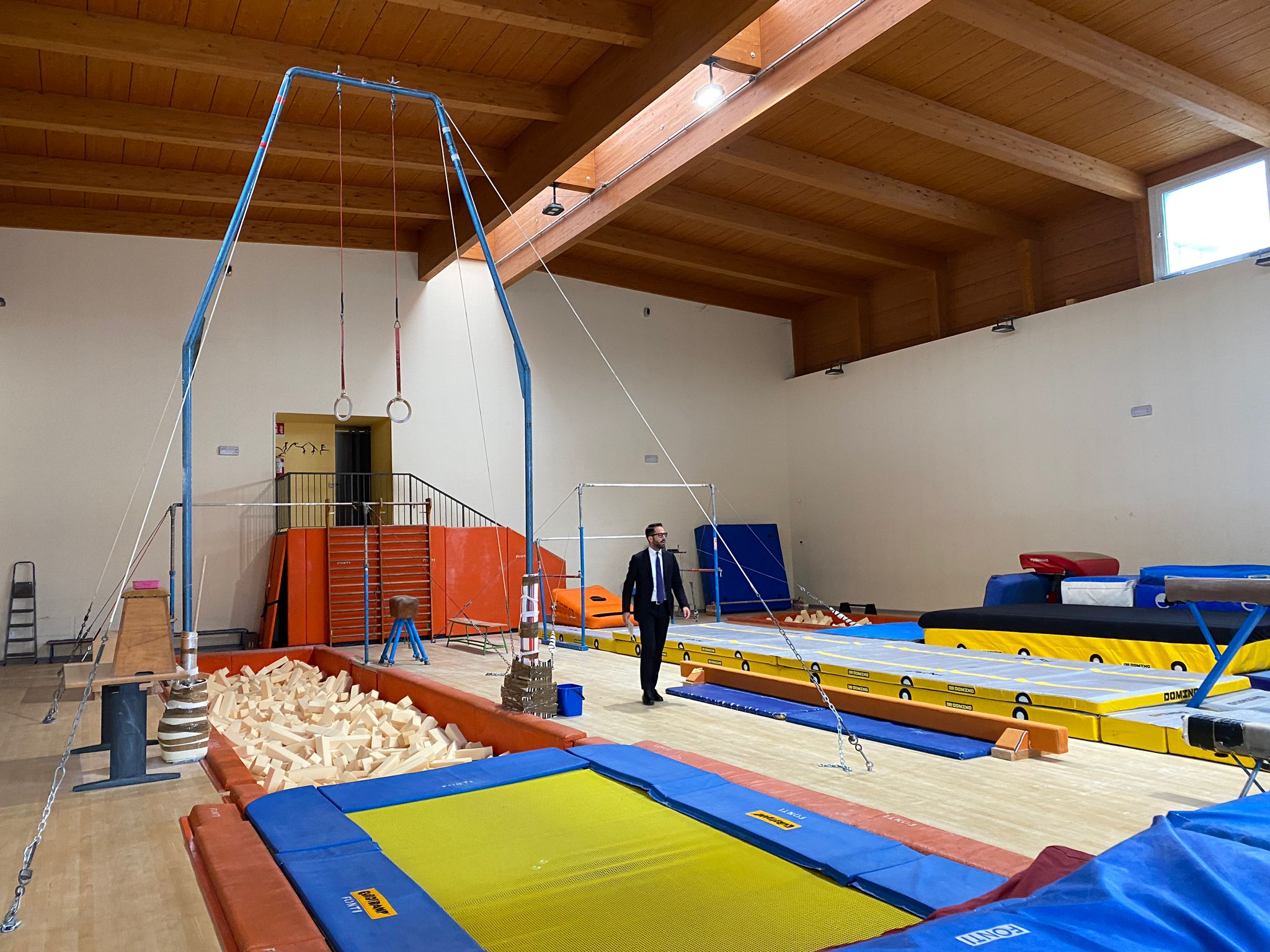 Eboli, rubati gli attrezzi della scuola di ginnastica: chiude l’asd Nuova Cage