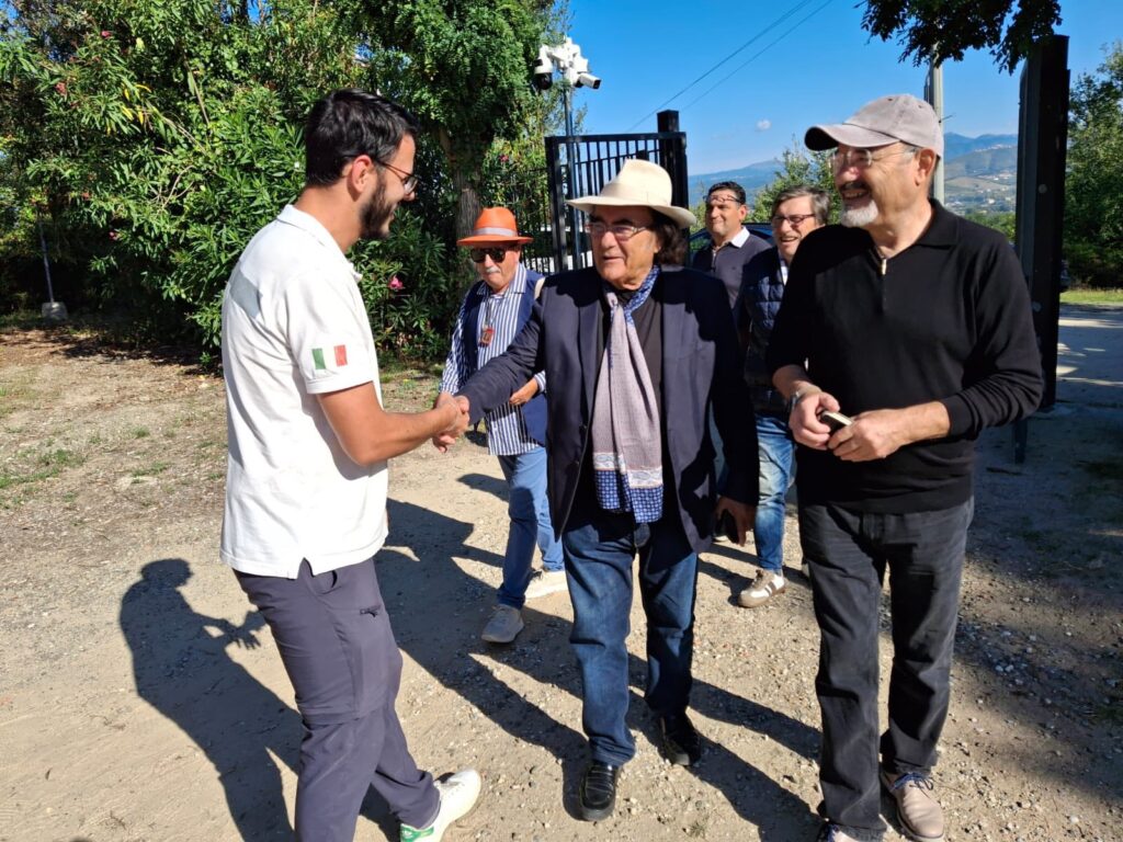 Albano Carrisi a Velia: la musica incontra la storia del Cilento
