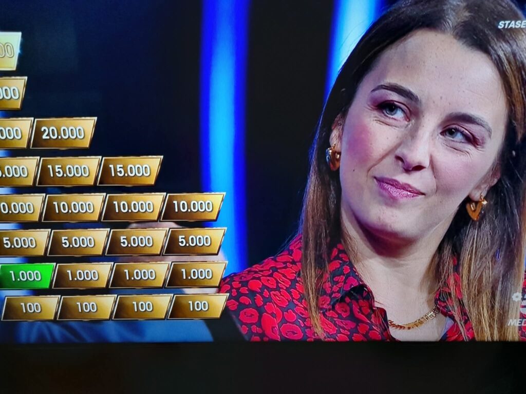 Sala Consilina, orgoglio in tv: Ilaria De Rosa campionessa a “La Ruota della Fortuna”