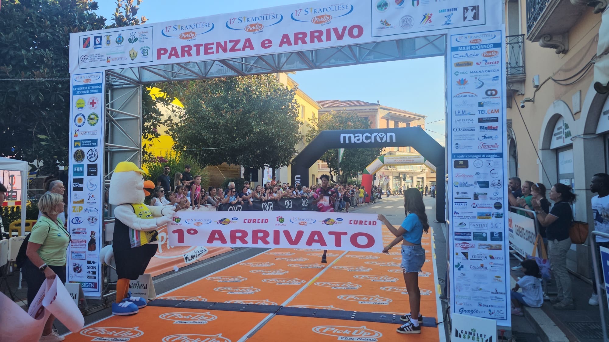 Strapollese 2025: trionfa Yahya Khadiri, tra le donne successo per Elvanie Nimbona