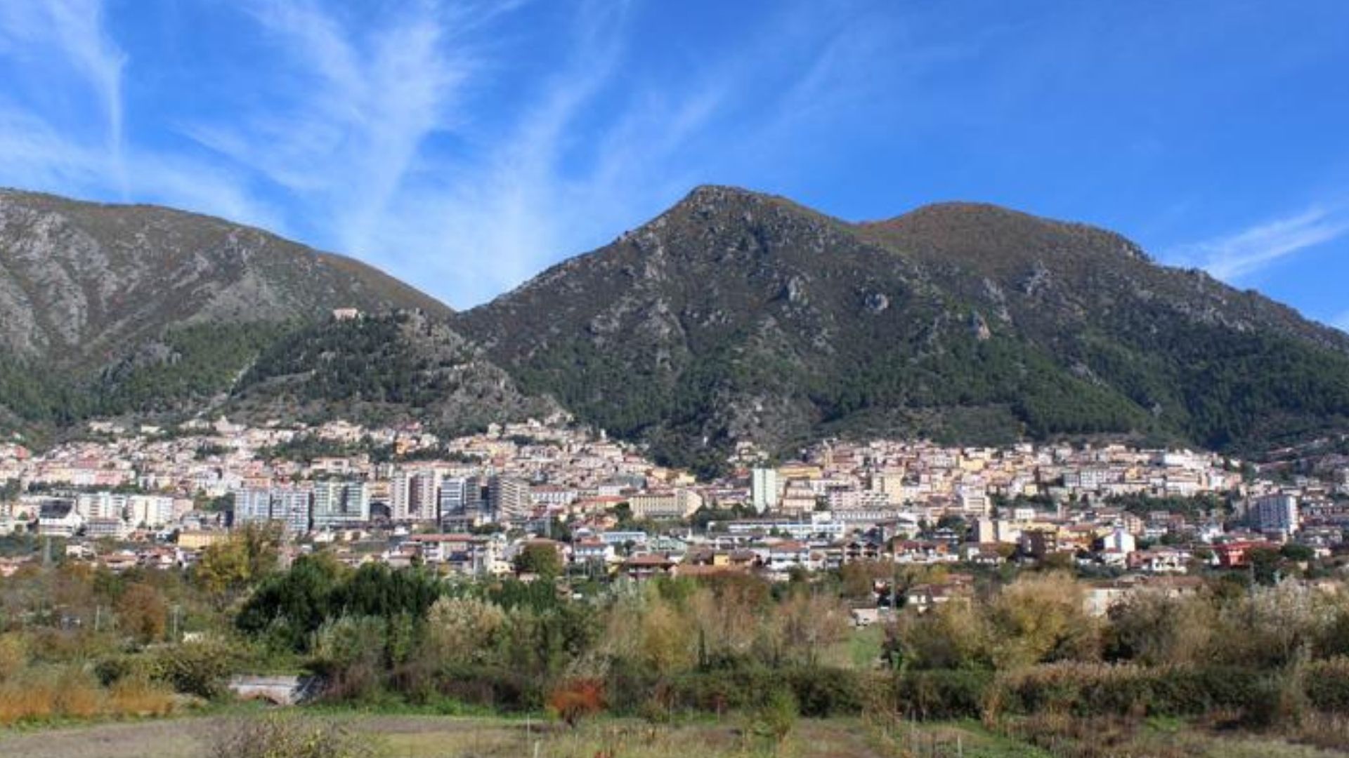 Scippo in pieno centro a Sala Consilina: anziana derubata