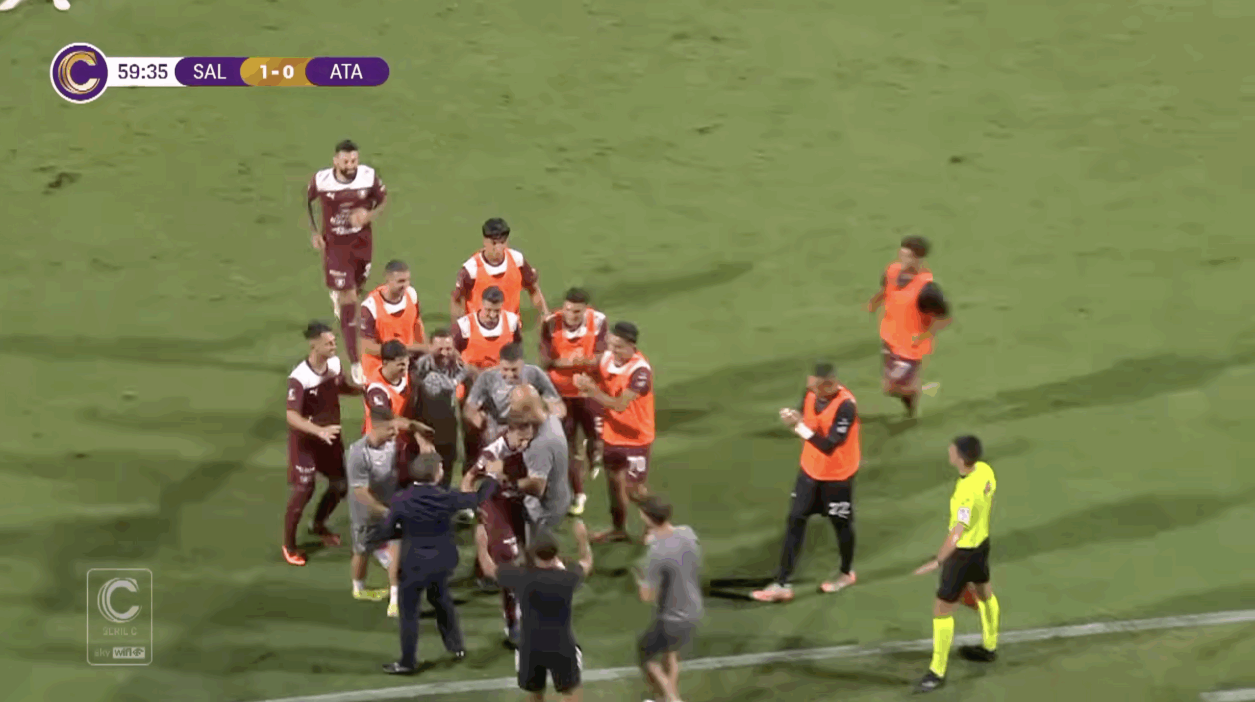 La Salernitana batte l’Atalanta U23 nel recupero ed è già sola in testa alla classifica