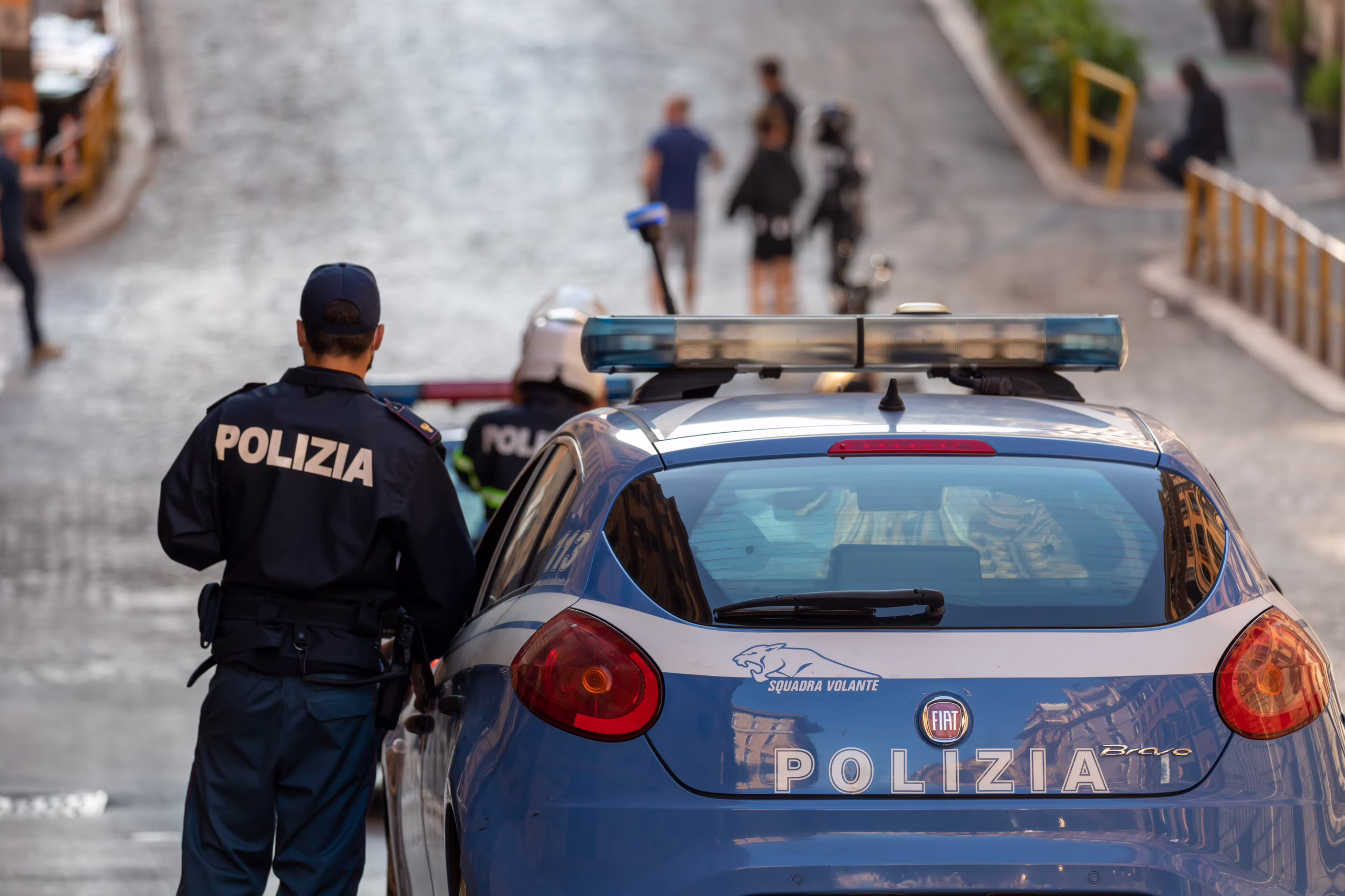 Maxi operazione della polizia in provincia di Salerno: arresti, denunce e sequestri
