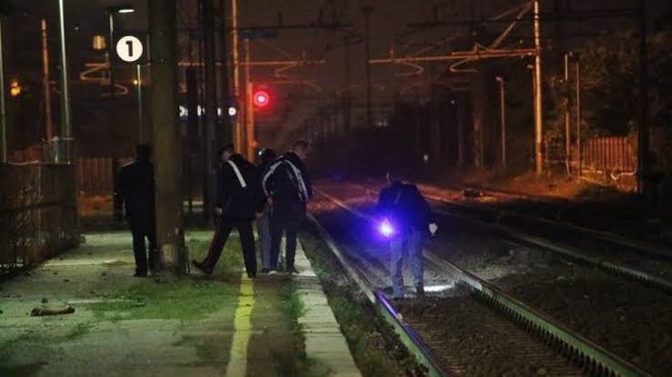Treni bloccati tra Salerno e Pontecagnano: circolazione sospesa