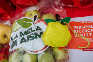 Dal 3 al 5 ottobre torna ‘Mela di AISM’ anche nelle piazze salernitane